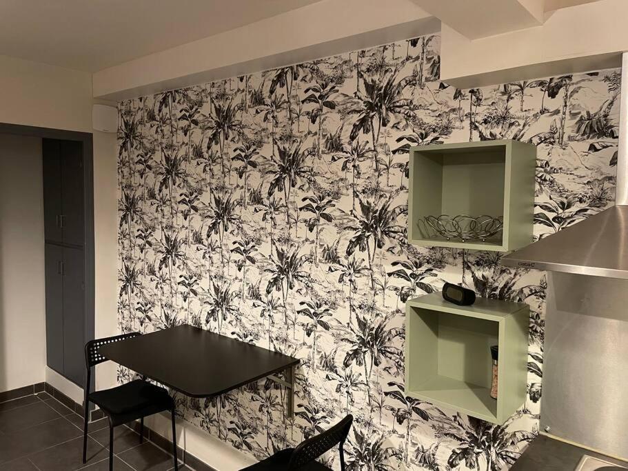 T2 Mermoz, Monnet Lenotre, Orly, Icade Apartment *